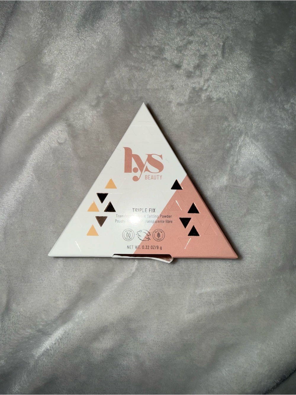 b.y.s Beauty Triple Fix Setting Powder - White & Blush Pink Packaging